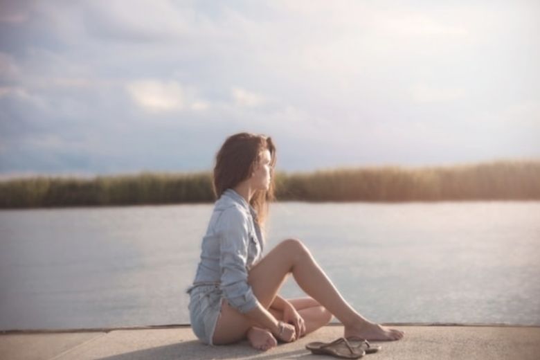 安らぎのない生活が続くと、心が壊れてしまうことがあります。
自分を傷つけてしまうのは、安らぎのない生活が続いている中で、心が悲鳴を上げている状態なのです。