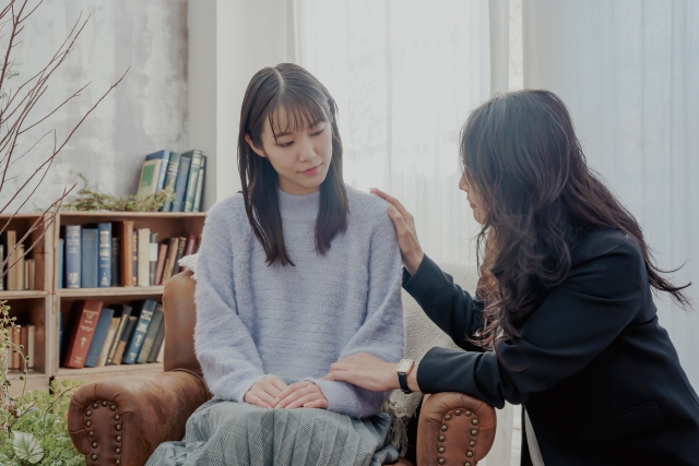 治療の基本は心理的支援と環境調整