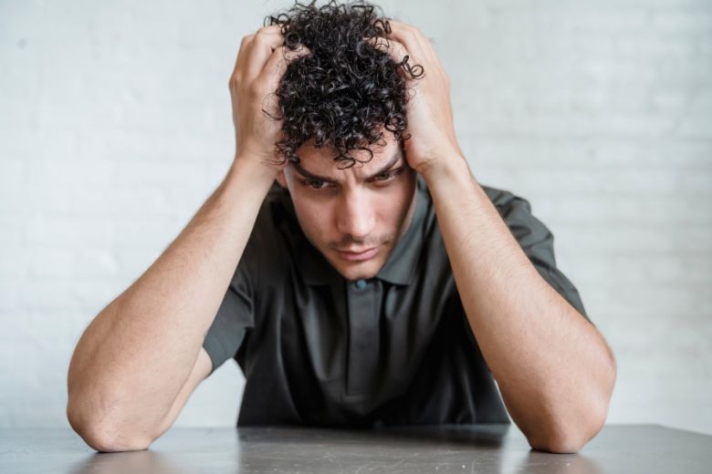 発達障害の方がうつ病を併発する2つの主な理由