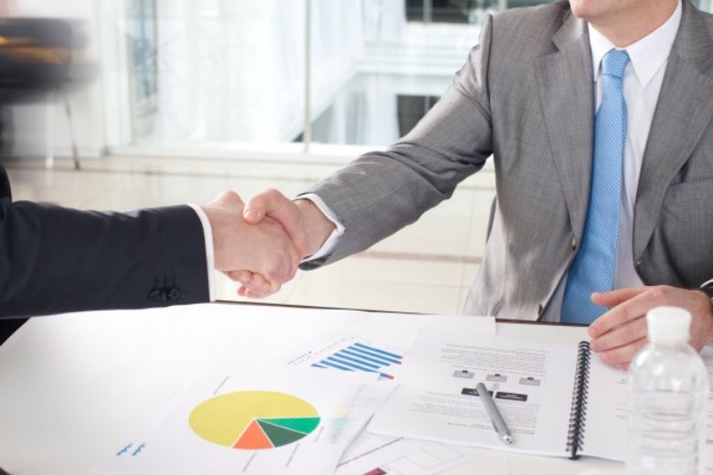 常識外れの働き方と成功