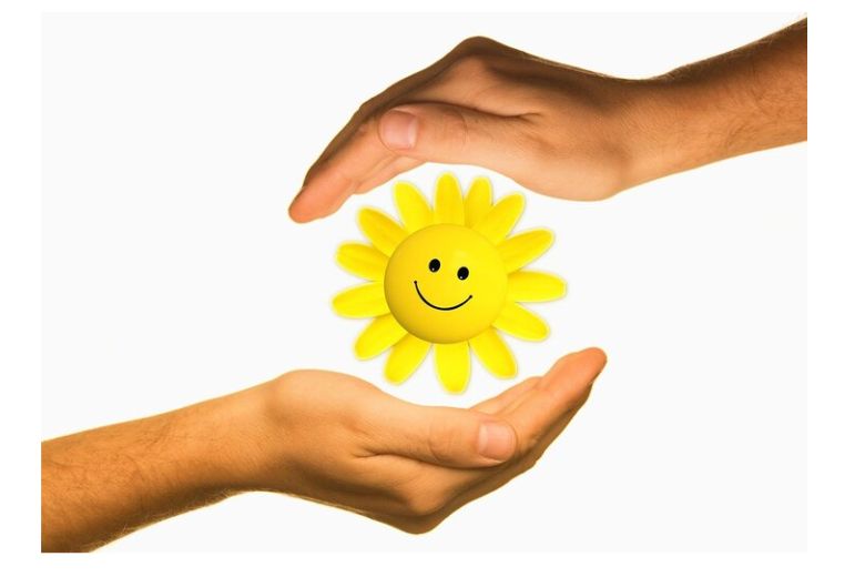 それぞれの背景に応じて、適切な理解と支援が必要です。まずは「自分は今、反芻思考に陥っているかもしれない」と気づくこと。そして、その思考から離れて、現実の感覚に戻るための工夫を重ねることが、心の安定につながっていきます。