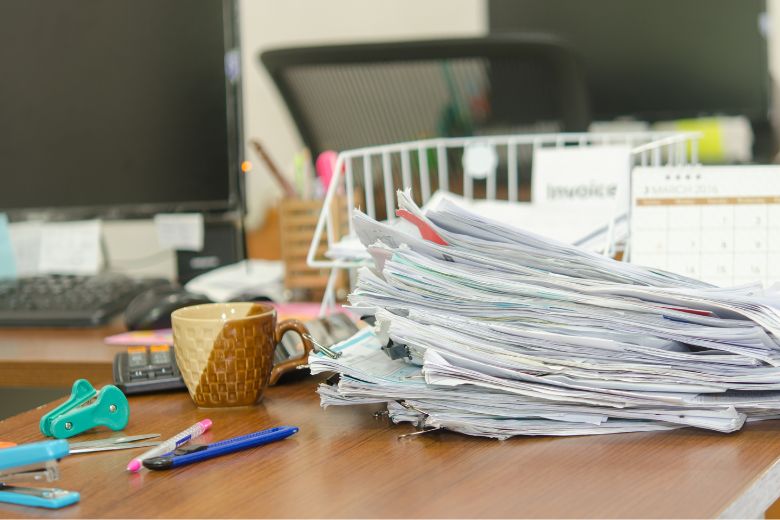 6. 片付けが苦手で物をよくなくす