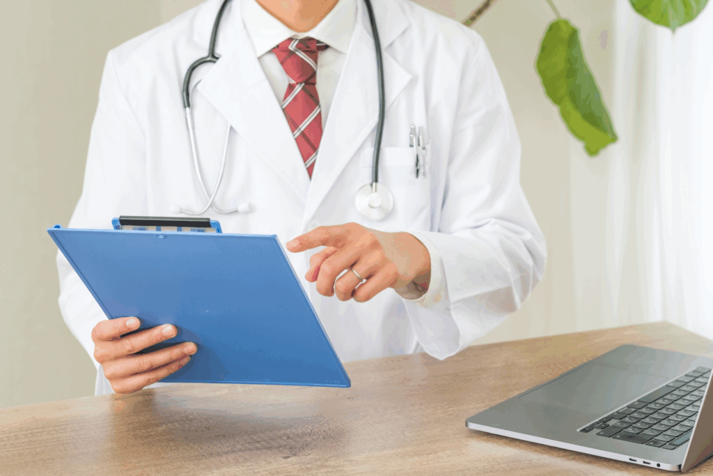 3. 必要に応じて受診を勧める