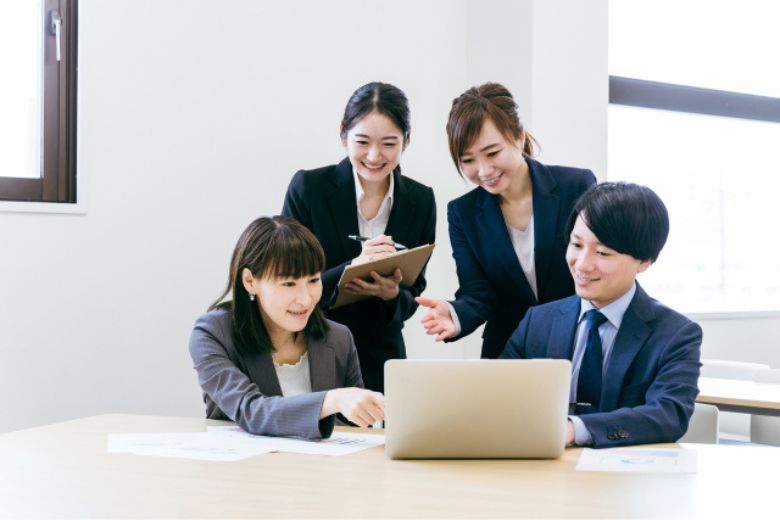 1. オープンなスタンスにする