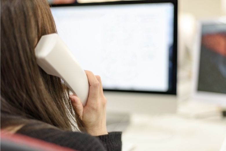 電話対応の基本姿勢