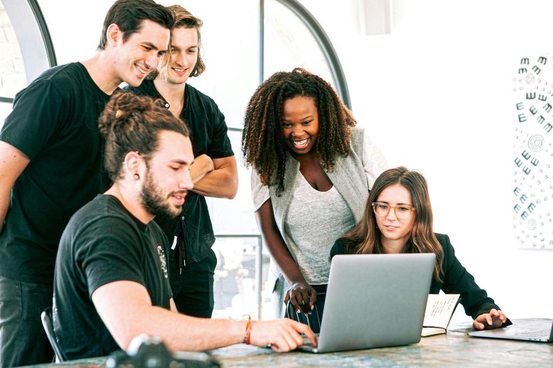 参加型研修「ケーススタディ」の作り方
〜リアルな事例で実践力を身につける〜