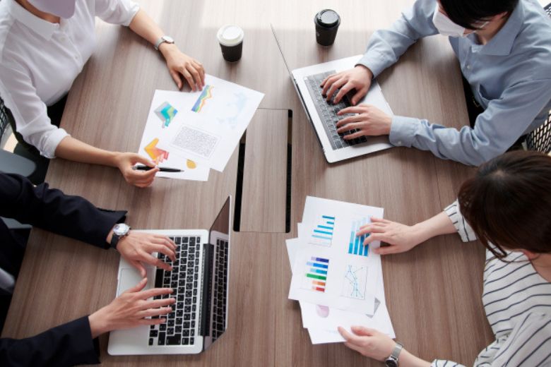 ～ビジネスマナーとして押さえておきたい挨拶表現～