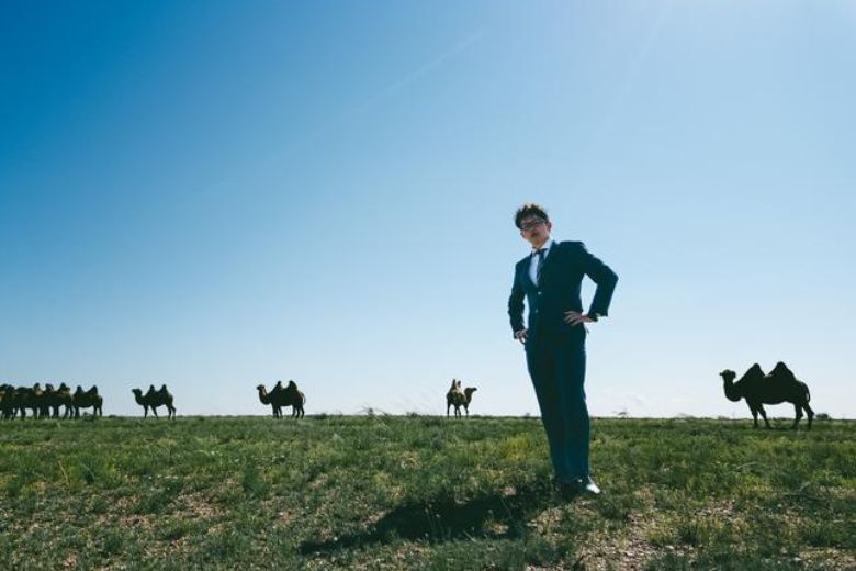 Q4：駅などで待ち合わせたとき、名刺交換は会ったその場で行うべき？