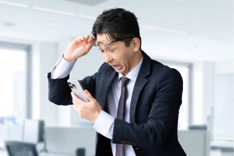 携帯電話をかけるときのビジネスマナー