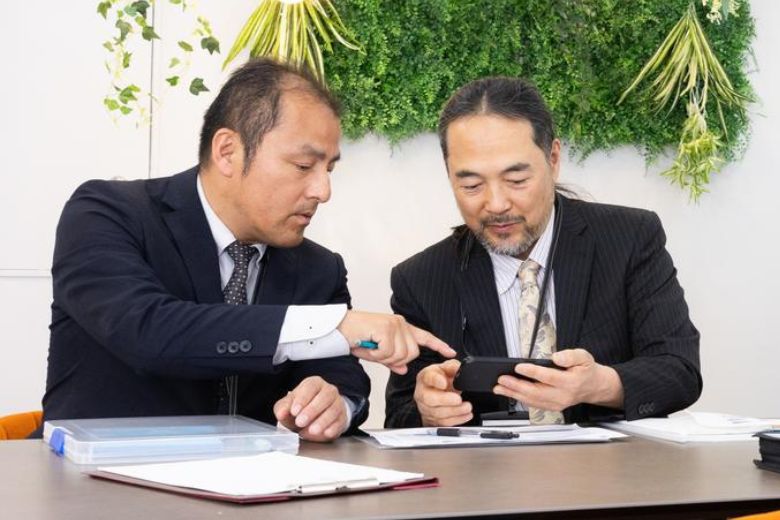 応接室までの案内と移動マナー