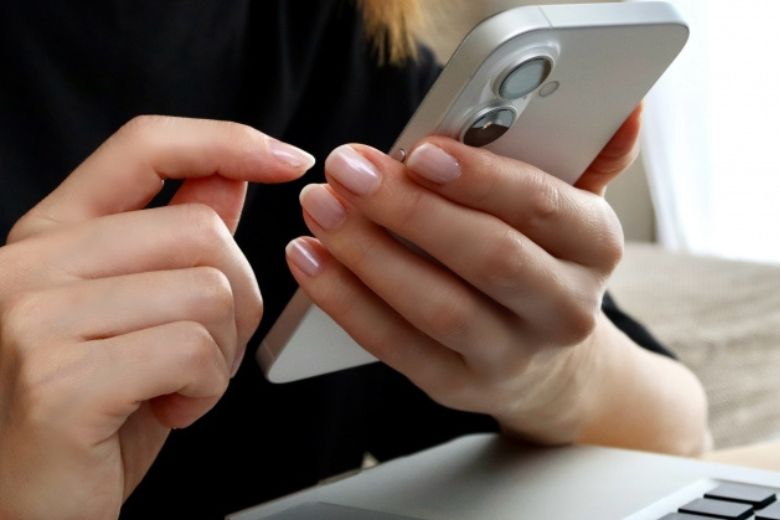 ケース概要：内容を明かさず補償を求められるクレーム