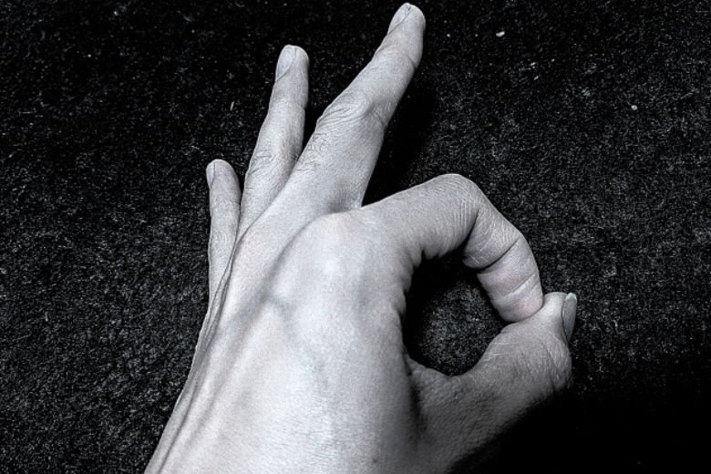 親指が示す3つの特別な動き