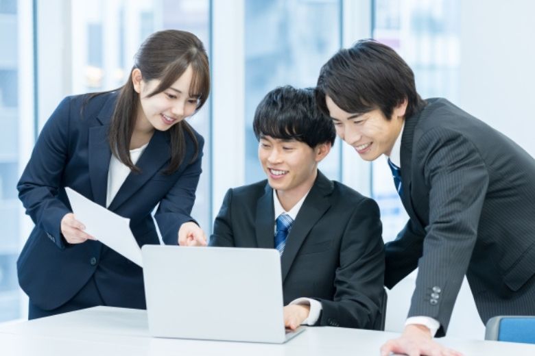 まとめ：席次マナーの本質は「思いやり」