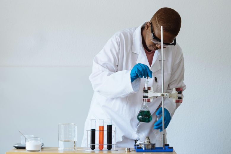 なぜスタチンでがんが減るのか？コレステロール低下だけではない“抗がん作用”