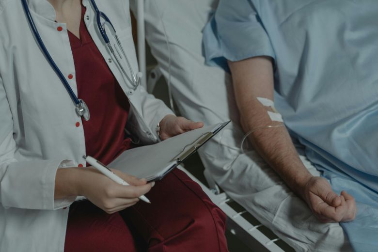 抗がん剤治療の壁：なぜ効く人と効かない人がいるのか