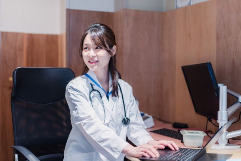 治療法 ― ギプス固定から手術まで