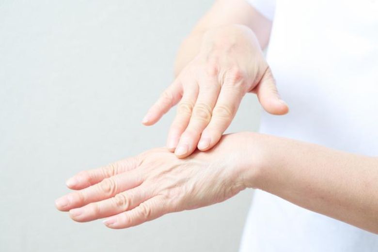 頚椎症性脊髄症の特徴