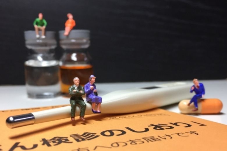 ■ 大規模臨床研究から見る「検査回数と生存率」の関係